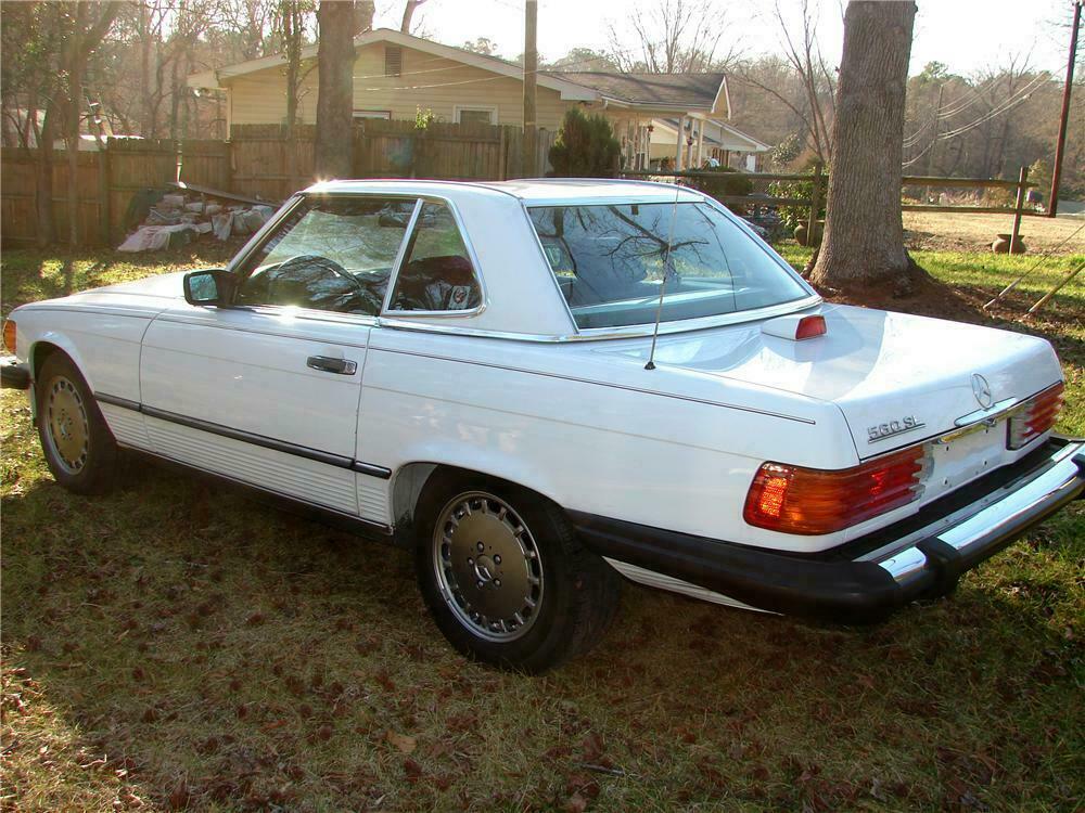 1987 MERCEDES-BENZ 560SL CONVERTIBLE - Rear 3/4 - 101753