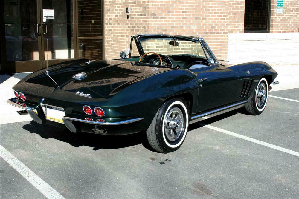 1965 CHEVROLET CORVETTE CONVERTIBLE - Rear 3/4 - 101990