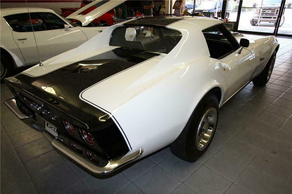 1969 CHEVROLET CORVETTE COUPE ZL1 RE-CREATION - Rear 3/4 - 103053
