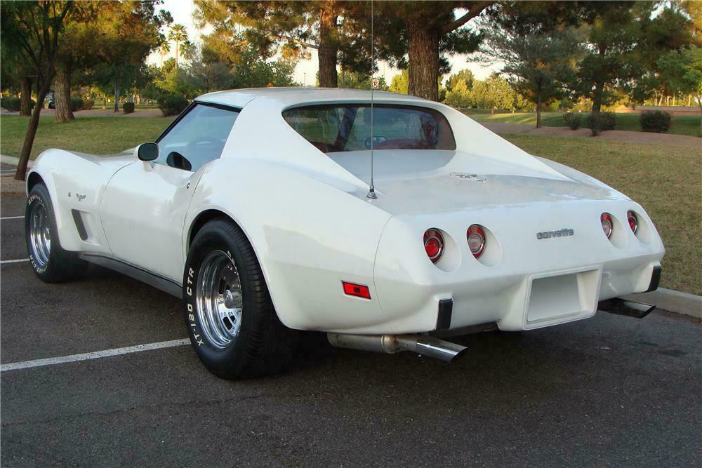 1977 CHEVROLET CORVETTE COUPE - Rear 3/4 - 108213
