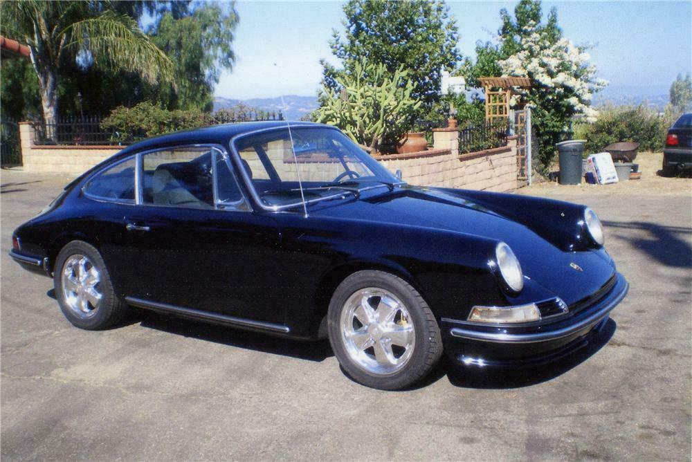 1967 PORSCHE 912 CUSTOM 2 DOOR COUPE - Front 3/4 - 112666