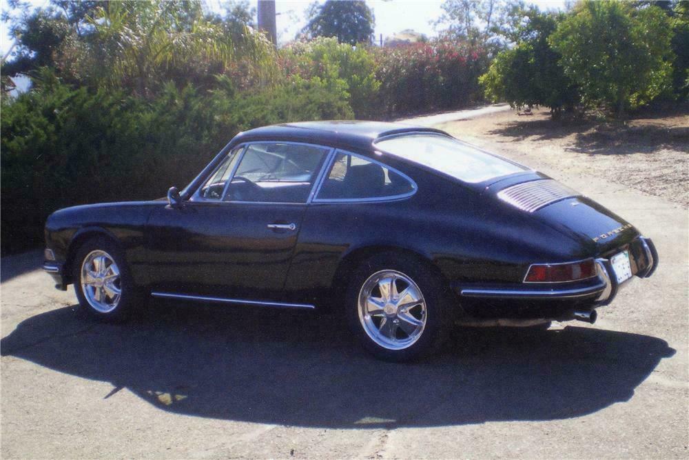 1967 PORSCHE 912 CUSTOM 2 DOOR COUPE - Rear 3/4 - 112666
