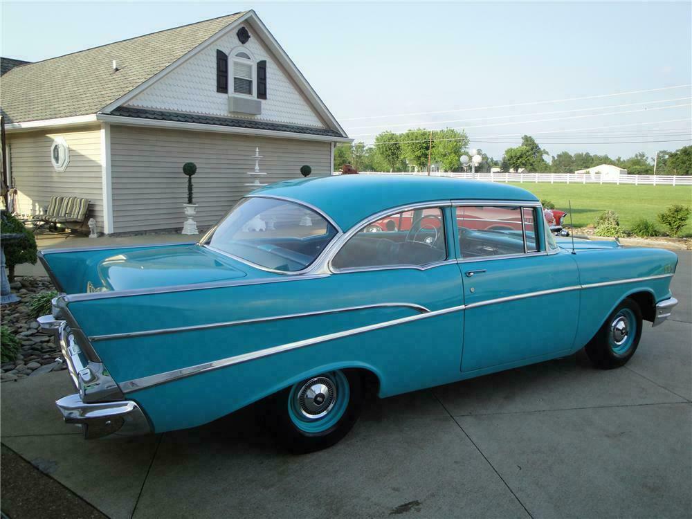 1957 CHEVROLET BEL AIR 2 DOOR SEDAN - Rear 3/4 - 112669