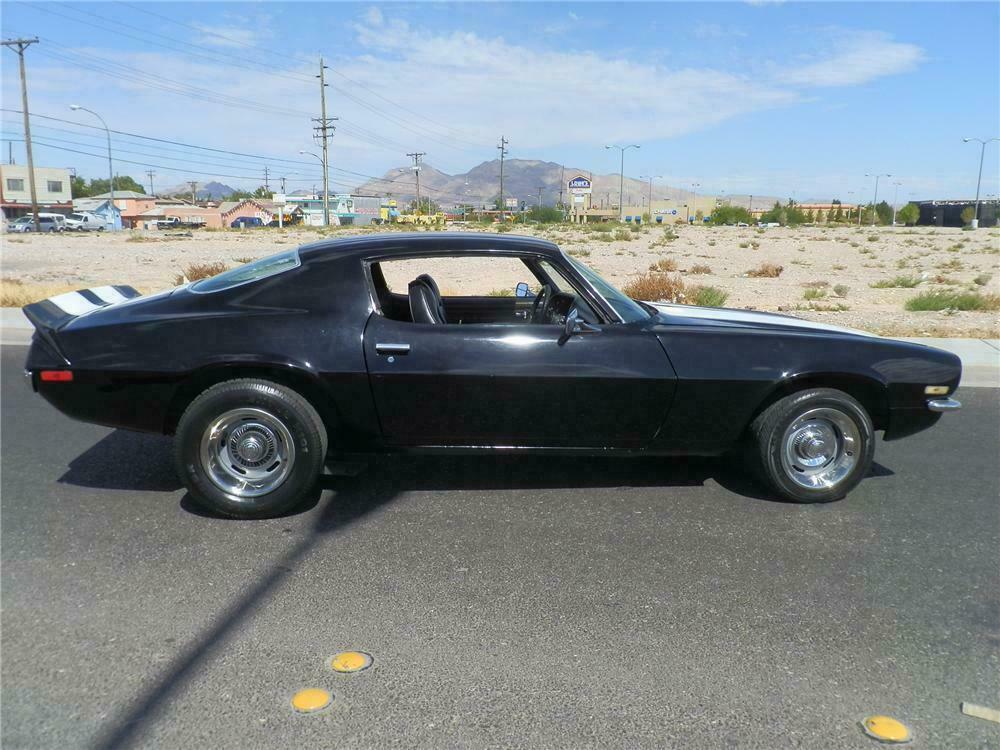 1971 CHEVROLET CAMARO CUSTOM 2 DOOR COUPE - Side Profile - 112688