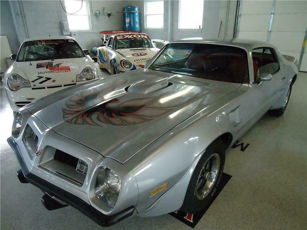 1975 PONTIAC FIREBIRD TRANS AM 2 DOOR COUPE - Front 3/4 - 112730