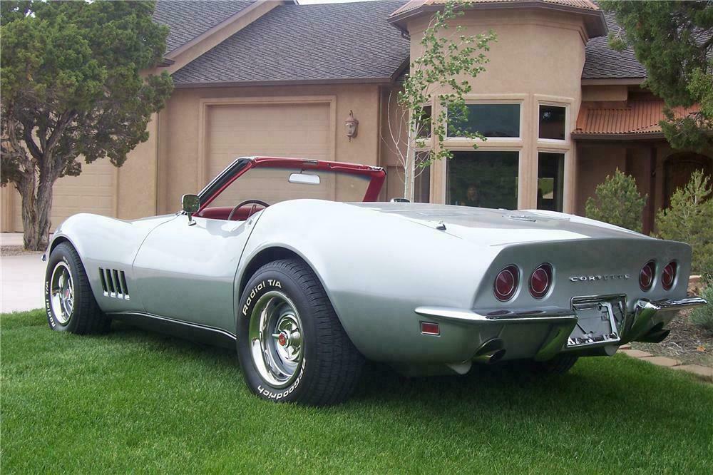 1968 CHEVROLET CORVETTE CONVERTIBLE - Rear 3/4 - 112741