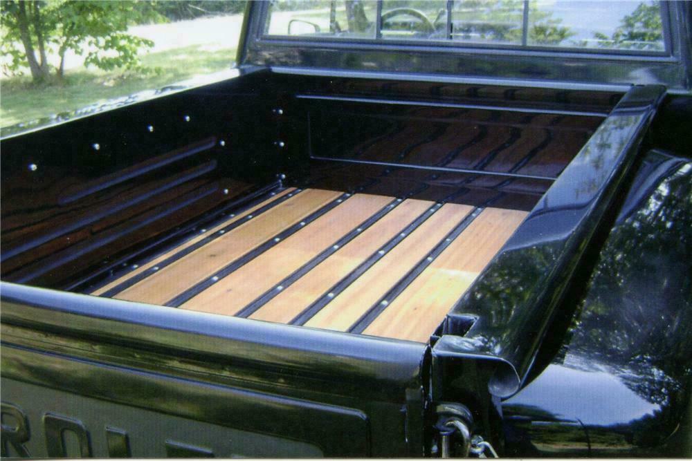 1971 CHEVROLET C-10 PICKUP - Rear 3/4 - 112754