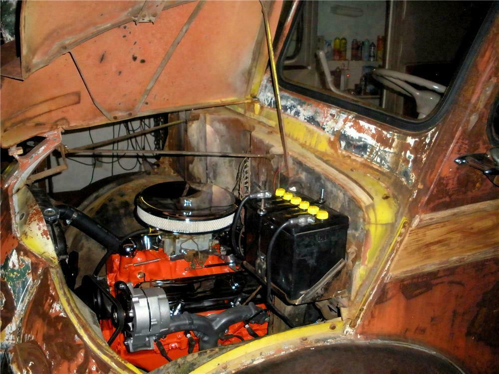 1947 DIVCO CUSTOM TRUCK - Engine - 112846