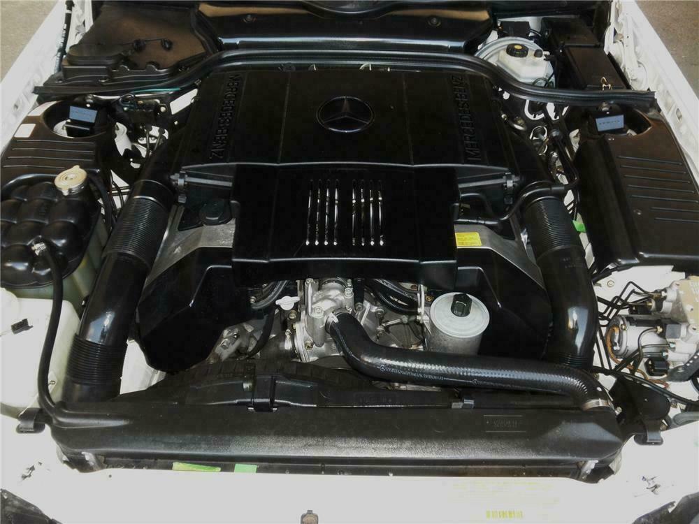 1995 MERCEDES-BENZ SL500 CONVERTIBLE - Engine - 112946