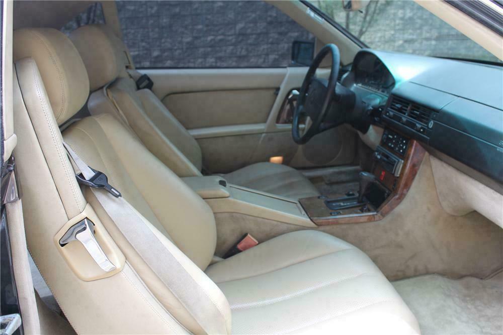 1991 MERCEDES-BENZ SL300 CUSTOM 2 DOOR COUPE - Interior - 113093
