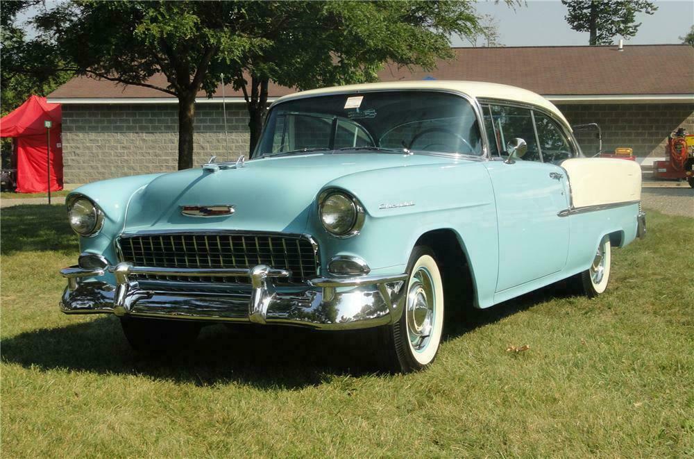 1955 CHEVROLET 210 2 DOOR HARDTOP - Front 3/4 - 113232
