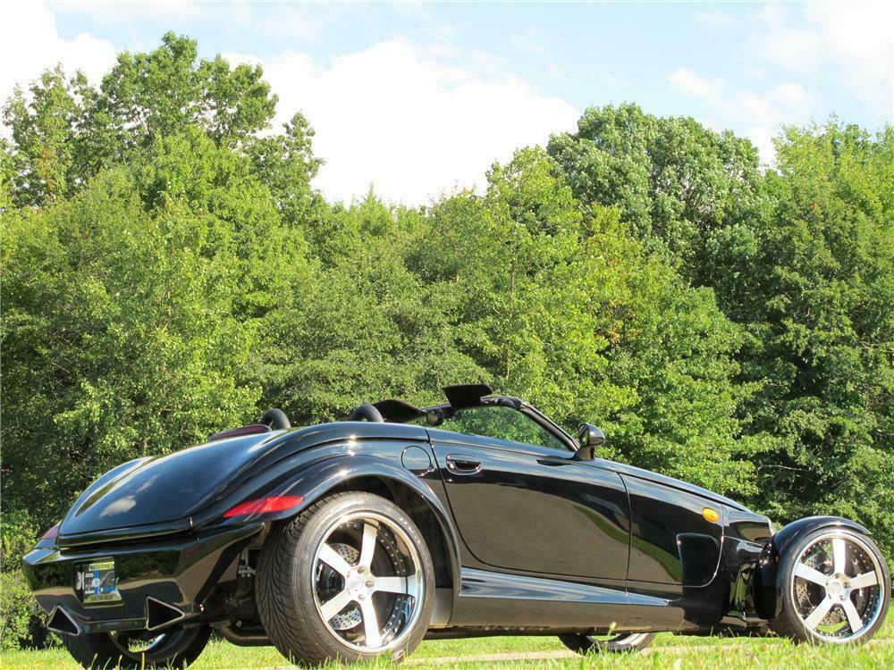 2000 PLYMOUTH PROWLER CUSTOM CONVERTIBLE - Rear 3/4 - 113419