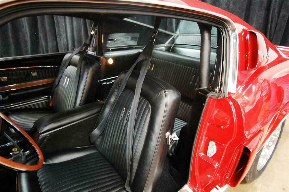 Ford Mustang Shelby 1967 салон