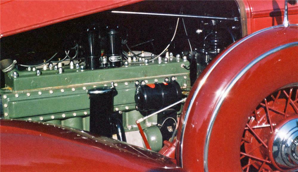 1933 PACKARD 1001 COUPE ROADSTER - Engine - 116046