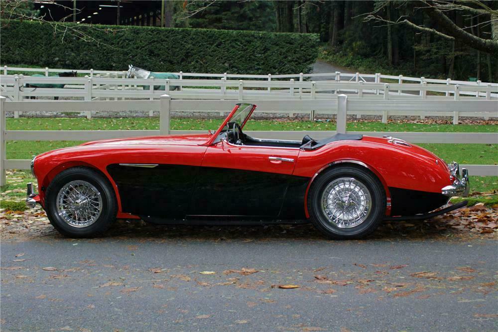 1961 AUSTIN-HEALEY 3000 MARK I BN7 ROADSTER - Side Profile - 116102