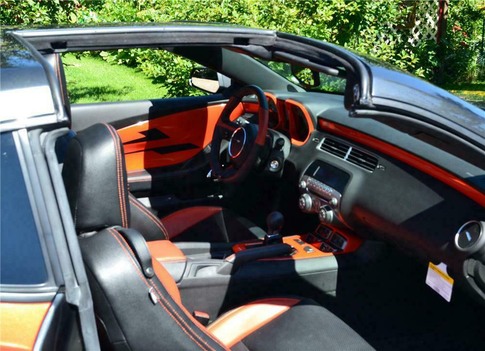 2011 CHEVROLET CAMARO RS/SS CUSTOM 2 DOOR COUPE - Interior - 116117