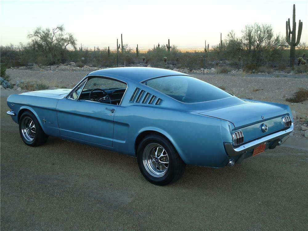 1965 FORD MUSTANG FASTBACK - Rear 3/4 - 116311