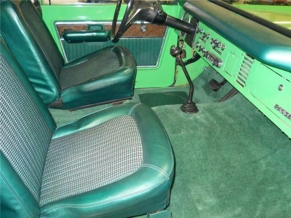 1977 Ford Bronco Wagon - Early Bronco Seat Covers 1977 Ford Bronco Wagon - Early Bronco Seat Covers