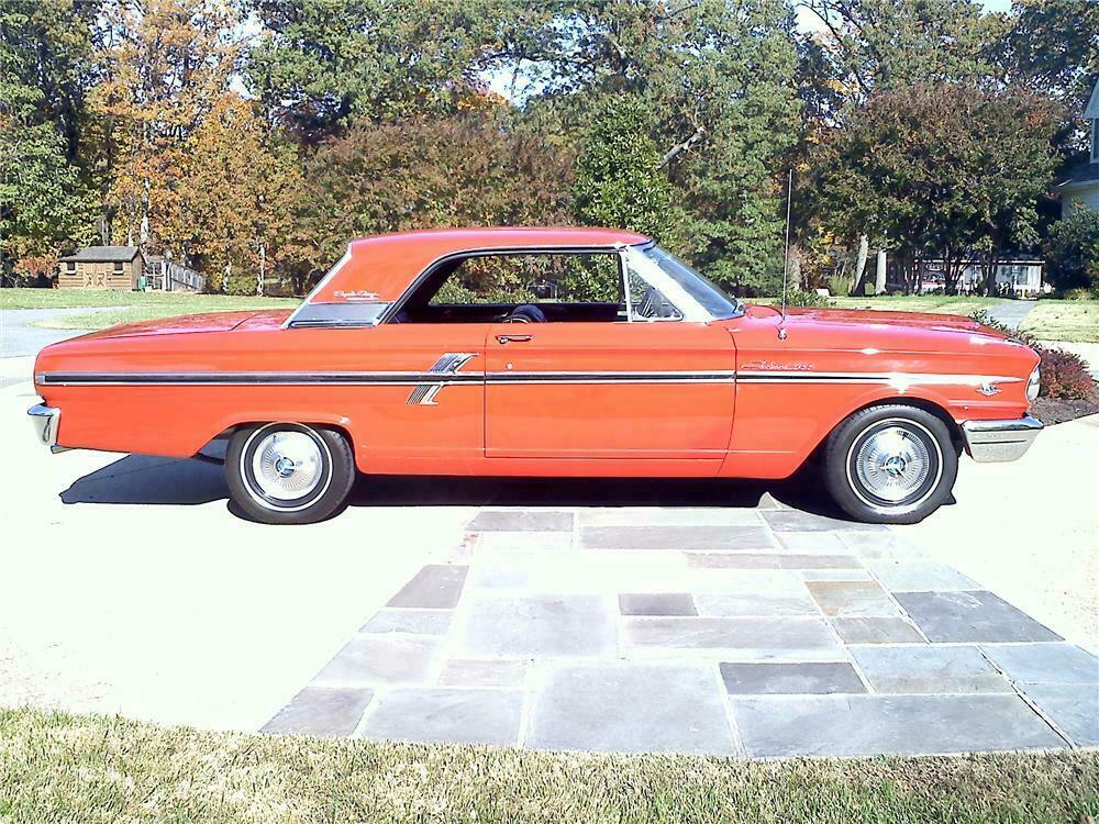 1964 FORD FAIRLANE 2 DOOR COUPE - Front 3/4 - 117065