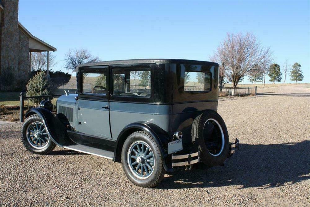 1926 CHRYSLER 2 DOOR SEDAN - Side Profile - 117169