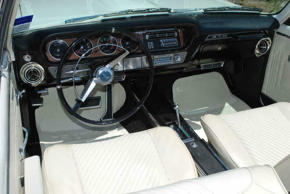 1965 PONTIAC GTO CONVERTIBLE - Interior - 117287