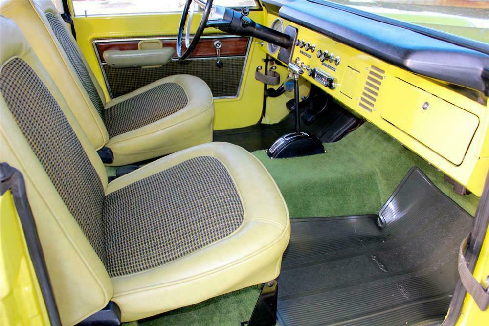 1972 FORD BRONCO 2 DOOR - Interior - 117414