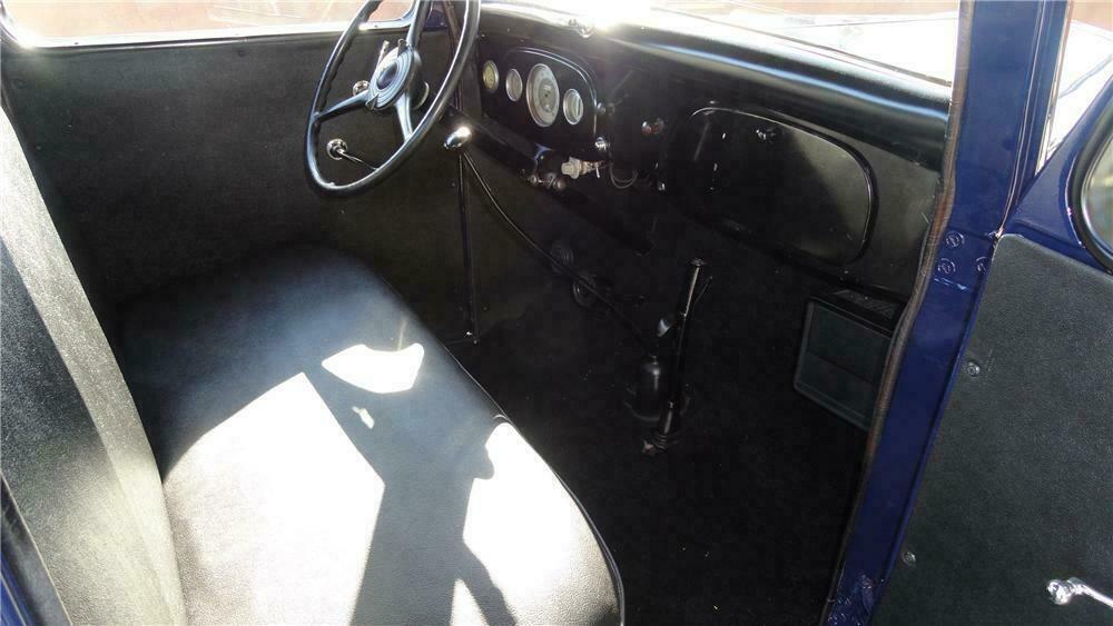 1935 FORD PICKUP - Interior - 117435