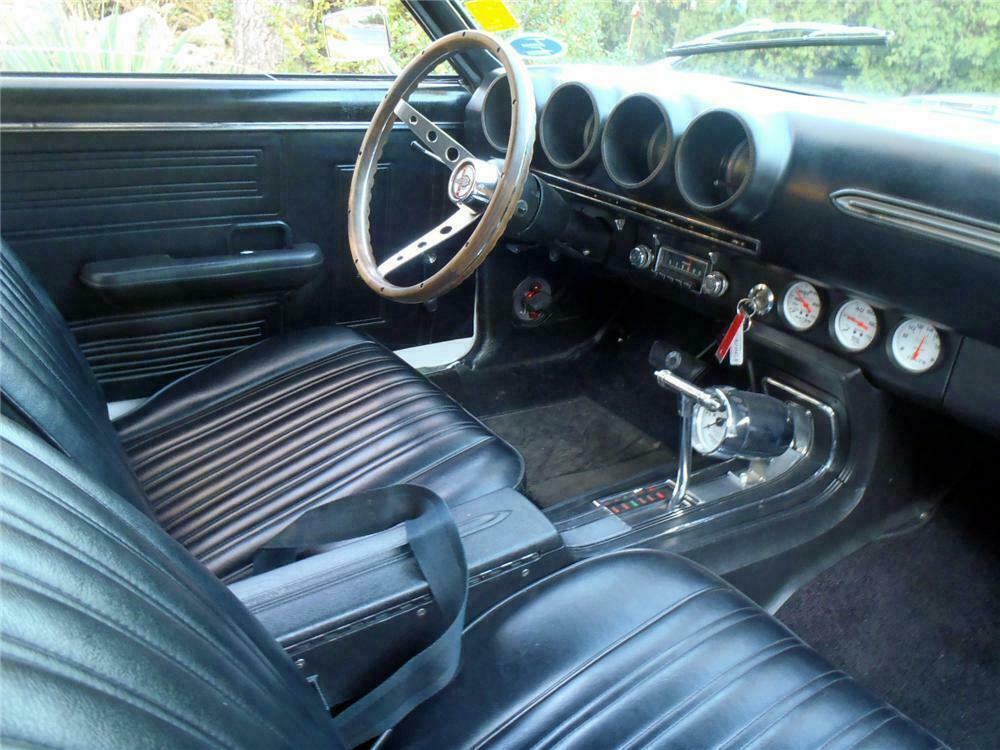 Ford Torino 1972 салон