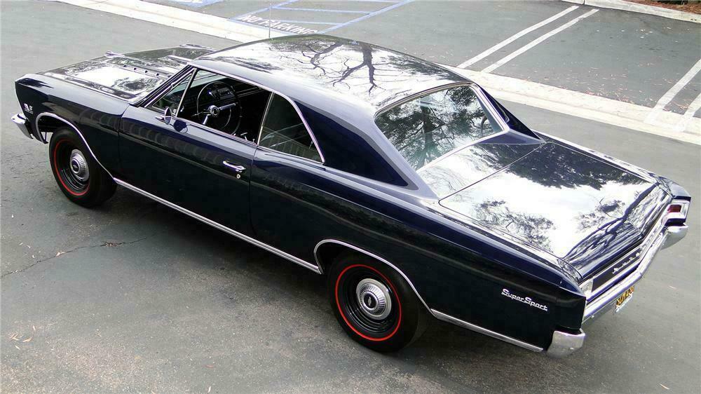 1966 CHEVROLET CHEVELLE SS 396 2 DOOR HARDTOP - Rear 3/4 - 117761