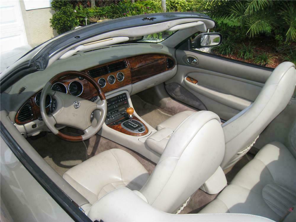 1997 JAGUAR XK8 CONVERTIBLE - Interior - 125187