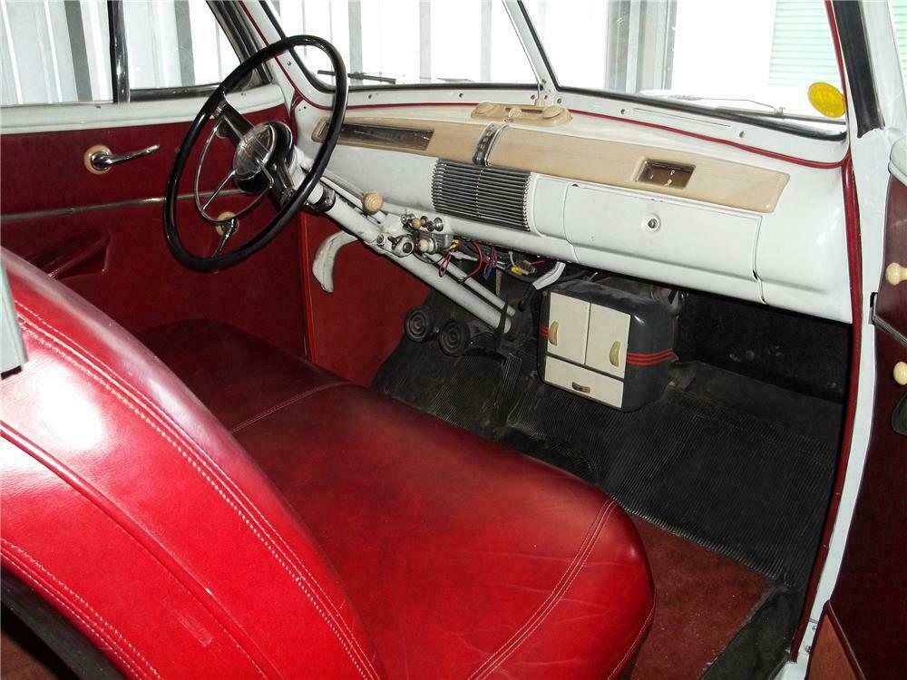 1941 FORD SUPER DELUXE CONVERTIBLE - Interior - 125353