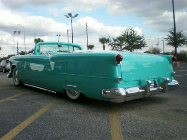 1954 OLDSMOBILE HOLIDAY CUSTOM ROADSTER - Rear 3/4 - 125526