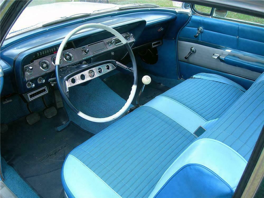 1961 CHEVROLET IMPALA CUSTOM 2 DOOR HARDTOP - Interior - 125691