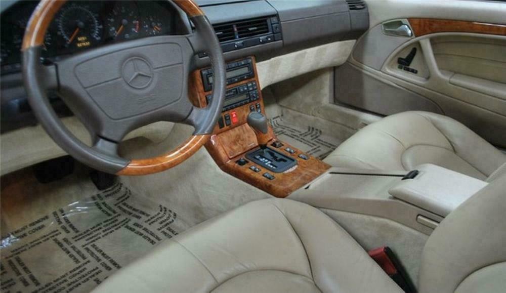 1997 MERCEDES-BENZ SL500 CONVERTIBLE - Interior - 125771