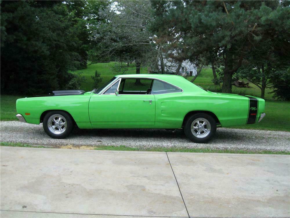 1969 DODGE CORONET CUSTOM 2 DOOR COUPE - Side Profile - 125830