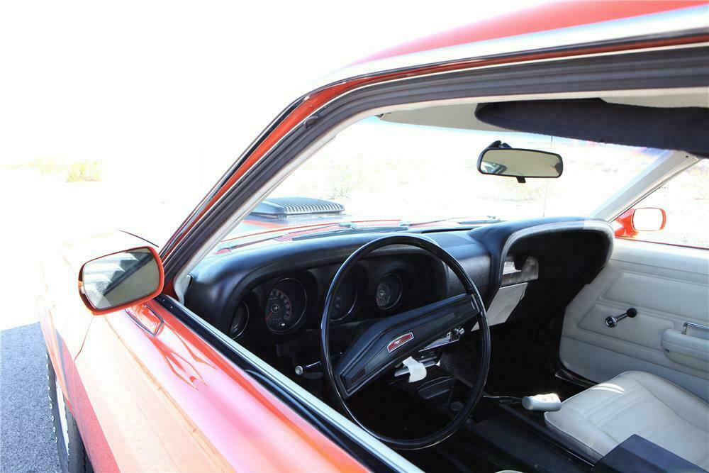1970 FORD MUSTANG BOSS 302 FASTBACK - Interior - 130228
