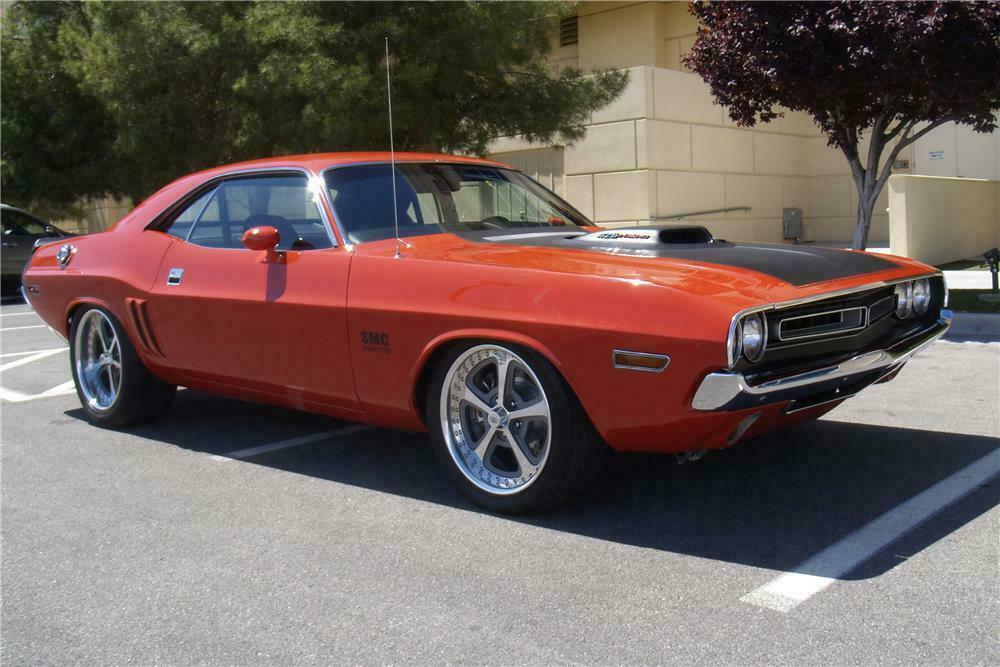 1971 Dodge Challenger Custom 2 Door Hardtop