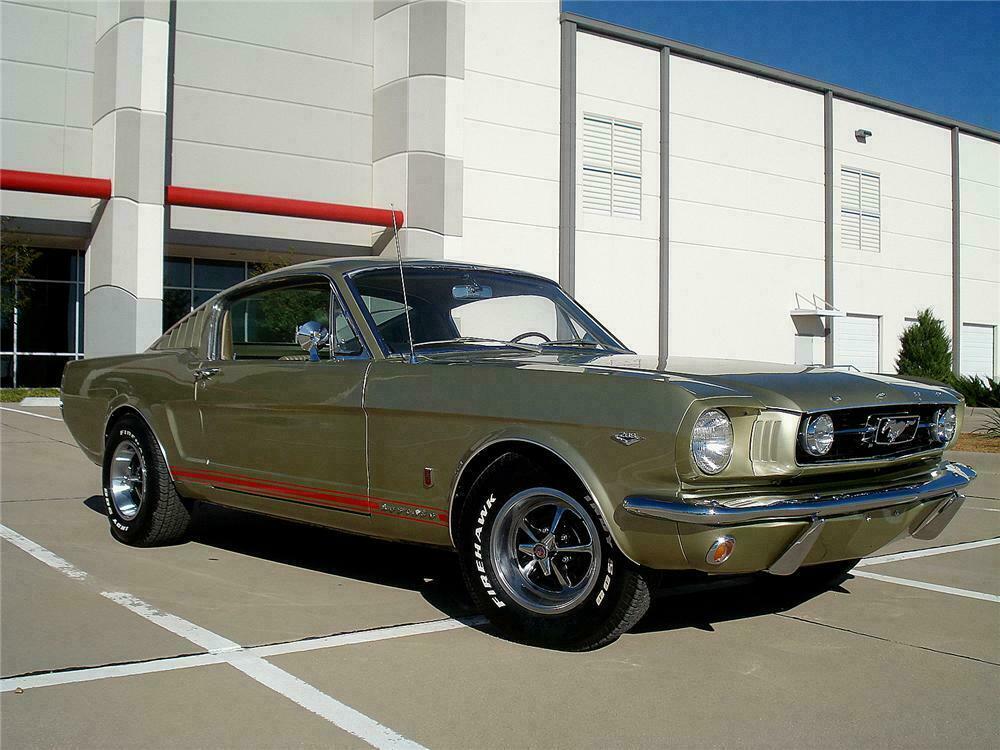 1966 FORD MUSTANG GT FASTBACK - Front 3/4 - 130307