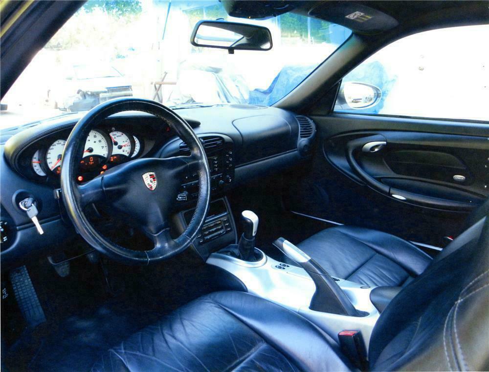 2001 PORSCHE 996 CUSTOM 2 DOOR COUPE - Interior - 130312