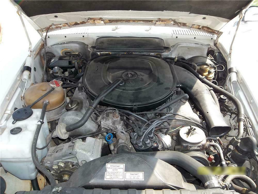 1979 MERCEDES-BENZ 450SL CONVERTIBLE - Engine - 130624
