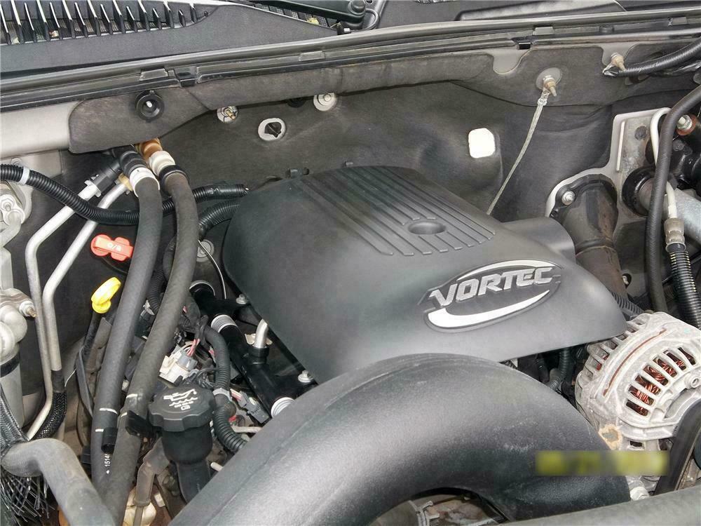 2005 CHEVROLET TAHOE Z71 SUV - Engine - 130627