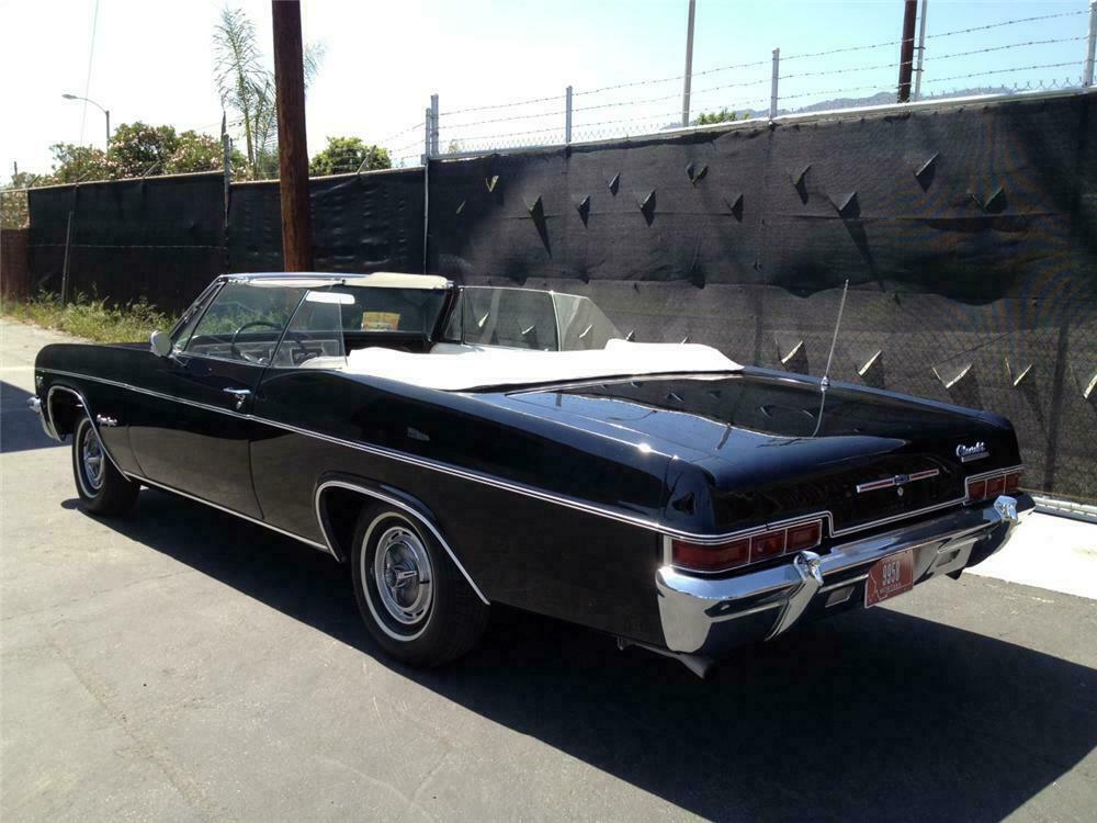 1966 CHEVROLET IMPALA SS CONVERTIBLE - Rear 3/4 - 131017