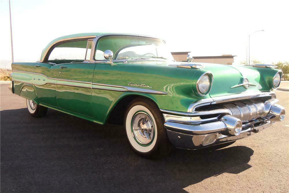 1957 PONTIAC CHIEFTAIN 4 DOOR HARDTOP - Front 3/4 - 132942