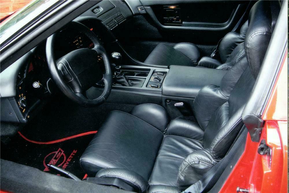 1992 Chevrolet Corvette 2 Door Coupe