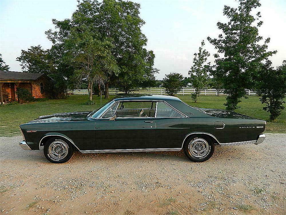 1966 FORD GALAXIE 500 XL 2 DOOR COUPE - Interior - 133056
