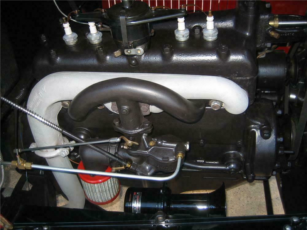 1929 FORD MODEL A CUSTOM BOATTAIL SPEEDSTER - Engine - 133141