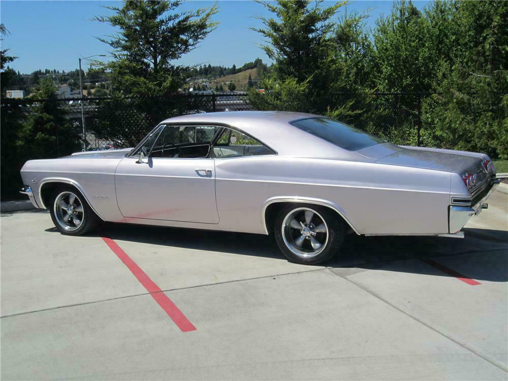 1965 CHEVROLET IMPALA SS 2 DOOR HARDTOP - Side Profile - 133204