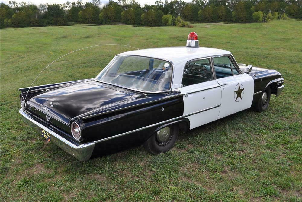 Ford Fairlane 1955 Police