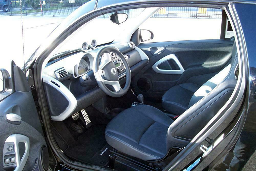 2009 SMART CAR BRABUS CABRIOLET - Interior - 133607