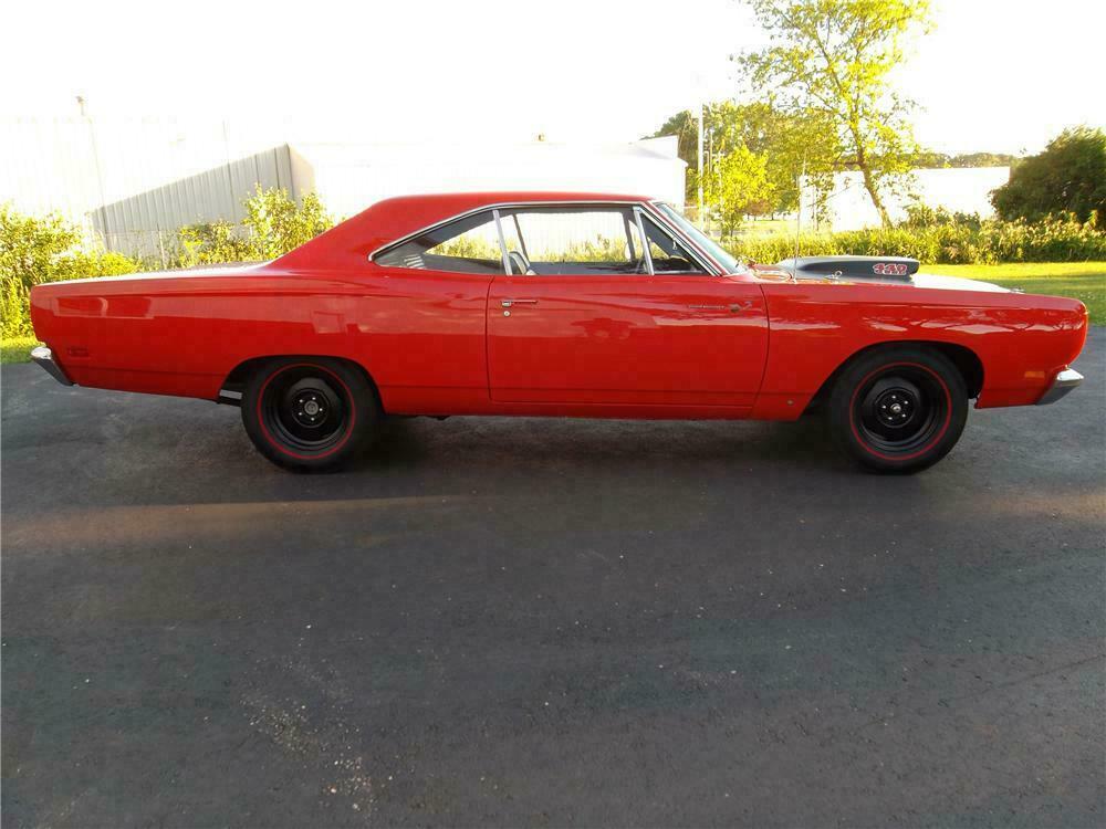 1969 PLYMOUTH ROAD RUNNER 2 DOOR HARDTOP - Side Profile - 137667